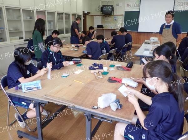 士幌高生が木育学習、自然環境の大切さ学ぶ