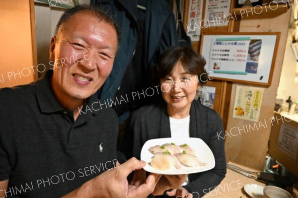 旬の生シシャモ「やっぱり最高」　北の屋台でフェア始まる