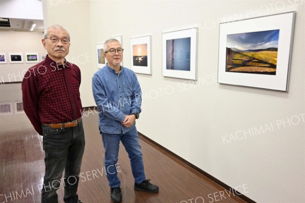 写真展「ひかりと遊ぶ」　市民ギャラリーで７日まで