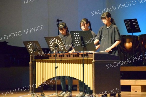 軽快な演奏で来場者を楽しませた演奏会