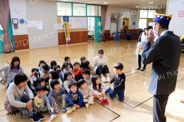 「虫歯にならないでね」　幼稚園児に歯ブラシ贈る　新得町ライオンズクラブ 2