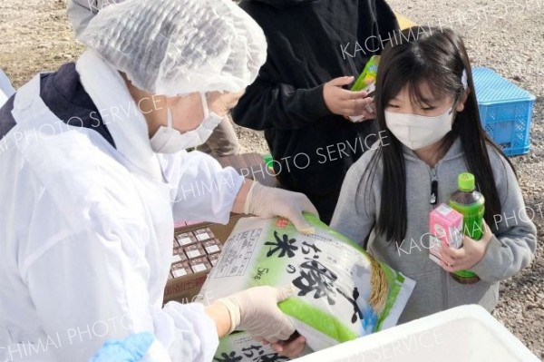士幌町の「地場産物を食べる会」が子ども食堂
