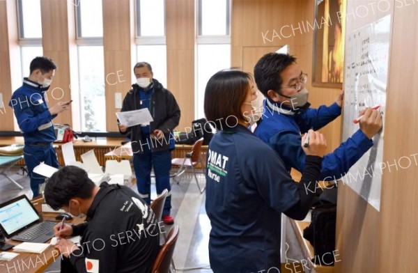 巨大地震へ医療も備え　帯広空港で北海道ＤＭＡＴ実動訓練　医師、看護師など連携確認