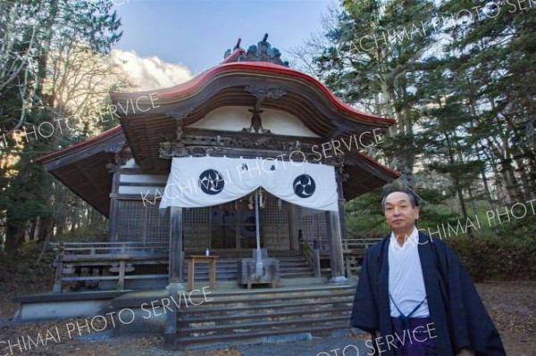 静かに漁業者見守る　十勝神社・龍神木の神体～広尾【先読み新年号】