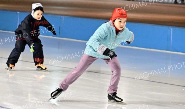 平子３年男子大会新総合Ｖ、６年女子は笹渕、男子は清水総合制す　帯広市児童スケート選手権 14