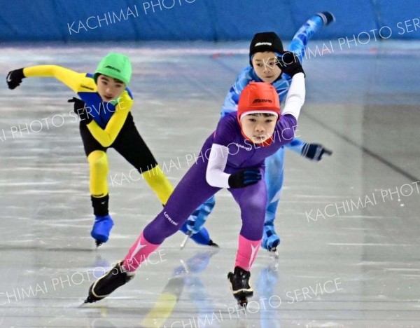 平子３年男子大会新総合Ｖ、６年女子は笹渕、男子は清水総合制す　帯広市児童スケート選手権 22
