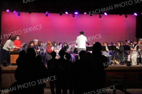 本別高校生発案の町内初の音楽フェス　１１００人が来場し大盛況 17