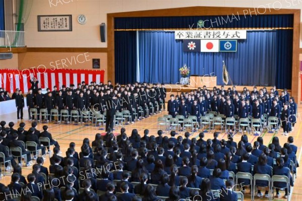 帯広第一中学校卒業式１５（金野和彦撮影）