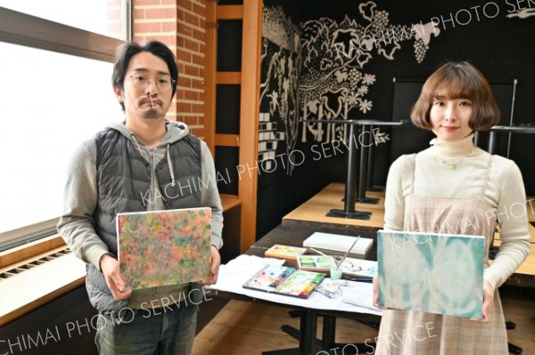 静岡県在住の画家　十勝農園跡の建物で作品づくり　２３日から北海道ホテルで絵画展