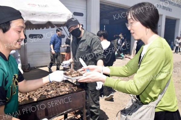 ステーキの食べ放題などが人気を呼んだ農業祭