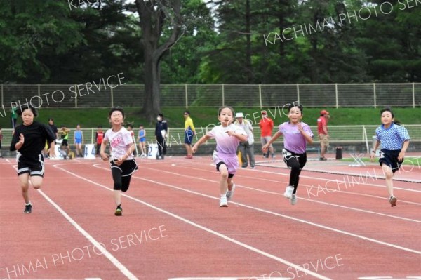 ３年女子１００メートル決勝