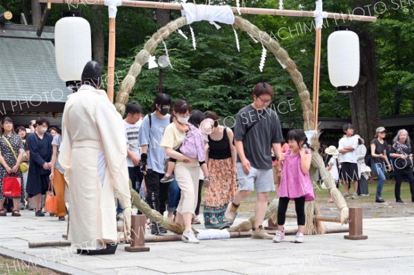 帯廣神社で夏越の大祓式、夏詣始まる