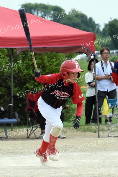 決勝　豊成ファイターズ―本別レッズ