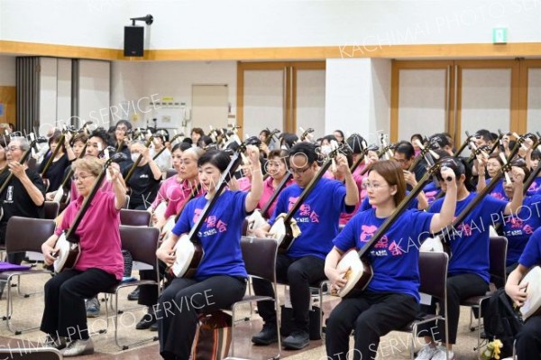 津軽三味線８団体が演奏楽しむ　北海道ブロック交流大会