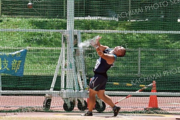 【高校男子ハンマー投げ決勝】５６メートル２１の大会新をマークした方川寛翔（幕別清陵高）