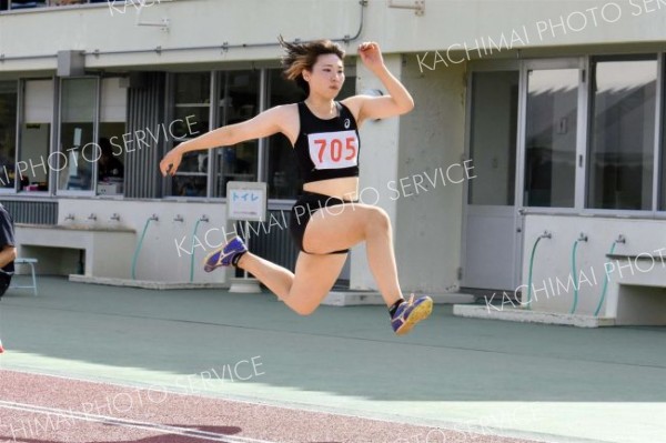 【女子三段跳び決勝】自己ベストタイの１２メートル２９で自身の大会記録を塗り替えた