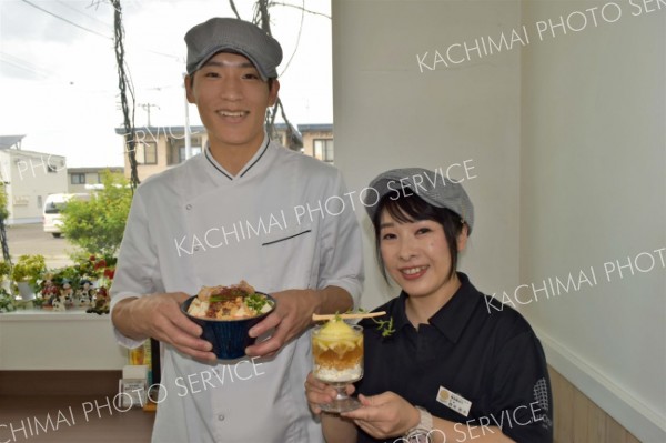 夏限定の担々麺とパフェ　ジューシーディッシュ焼肉南大門