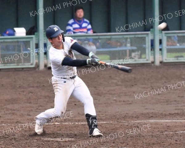 まんぼうクラブ２年ぶり２度目Ｖ　６－３タケシマスポーツ　帯広電子杯朝野球