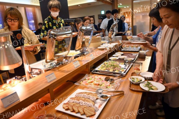 十勝食材で料理人がメニュー　十勝産小麦支援協が企画 2