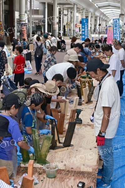 活況だった十勝２×４協会のＤＩＹ教室