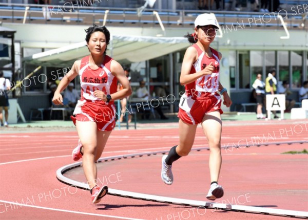 【女子１５００メートル決勝】