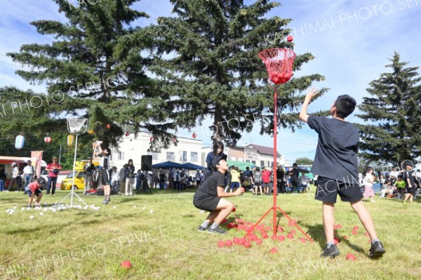 大空まつり　地域住民ら屋台や玉入れなどのイベントに活気～こぼれ話