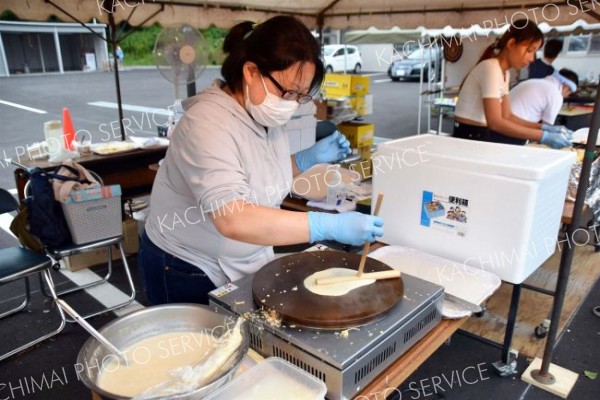 グルメや出し物に盛況　北勝光生会感謝祭 18