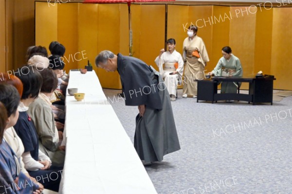 日本の伝統文化を味わった茶会