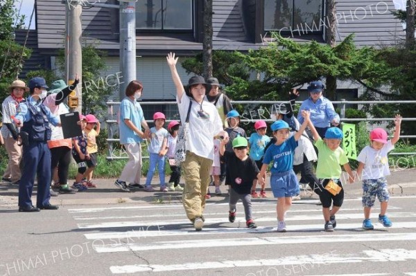 更別幼稚園と上更別幼稚園で交通安全教室