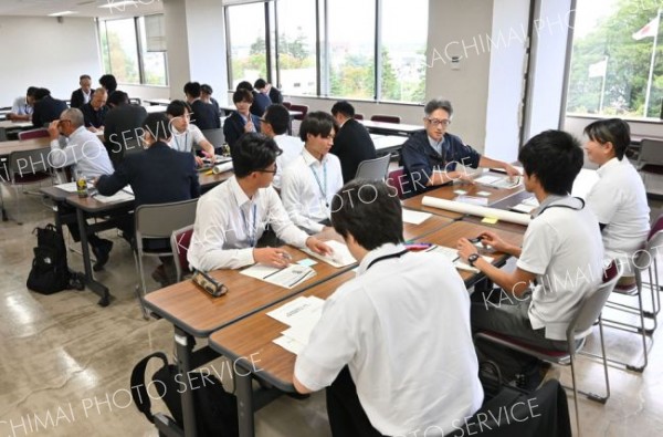 部活動地域移行の課題確認　生徒の移動手段など　１５市町村担当者