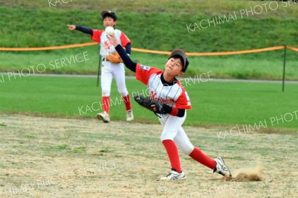 決勝・豊成ファイターズ―ウエストマリナーズ