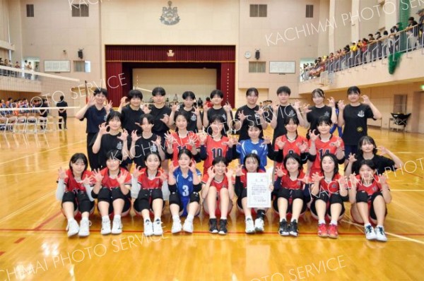 女子準優勝の白樺学園