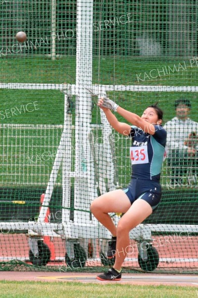 女子ハンマー投げ