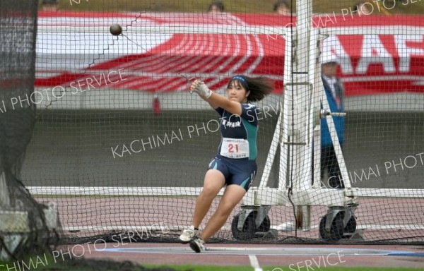 【Ｕ１８女子ハンマー投げ・決勝】３８メートル８７で２６位（幕別清陵２年）