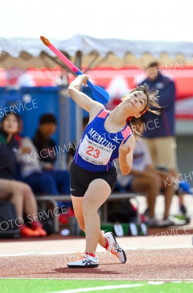 【Ｕ１６女子ジャベリックスロー・決勝】４８メートル４６を投げ３位に入った（芽室中３年）の力投