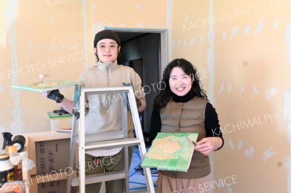 浦幌にカフェ＆美容室　Ｕターンの出口さんとパートナー　「町の人と作っていくお店に」