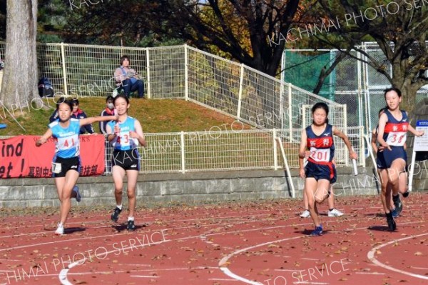 中学女子４００メートルリレー１組