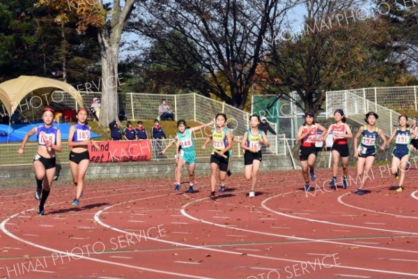 中学女子４００メートルリレー３組