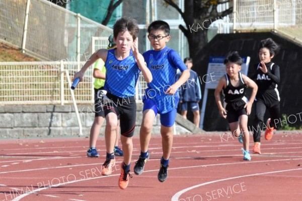 小学４年男子４００メートルリレー