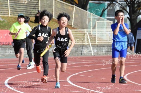 小学４年男子４００メートルリレー