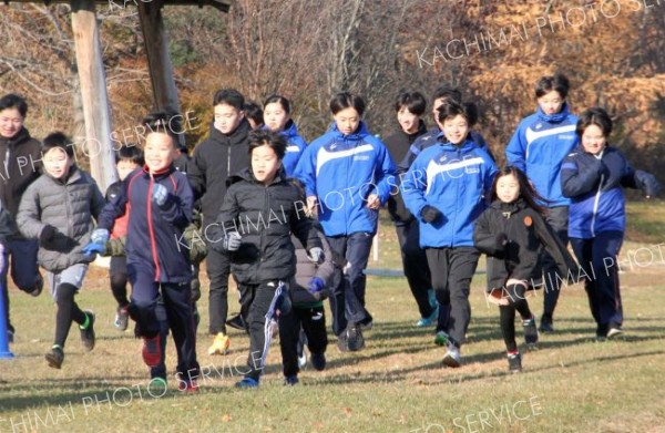 後輩たちとの交流も積極的で、将来は外部コーチの目標も芽生えた