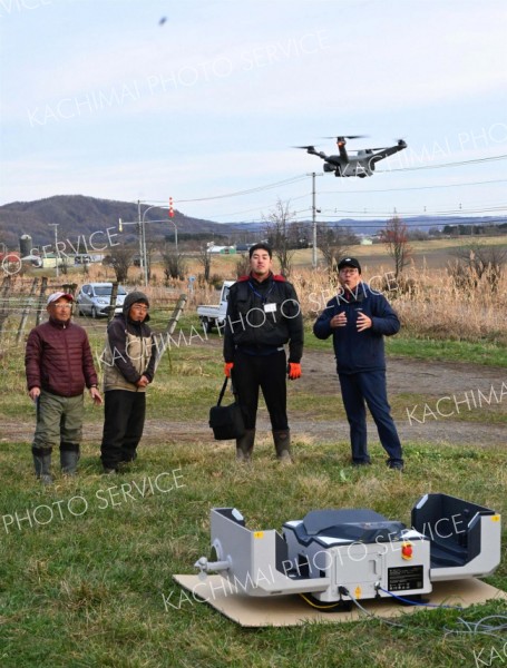 さまざまなオペレーションに対応　池田でドローン「ＤＪＩ　Ｄｏｃｋ２」デモ