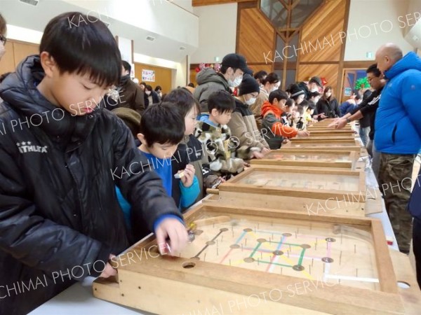 保護者手づくりの「祭り」に子どもたち笑顔