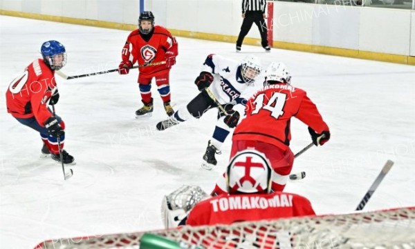 全十勝Ａ、Ｂともに準決勝で涙　道中学校アイスホッケー大会 17