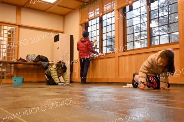 １年の活動に感謝込め、帯廣神社清掃　ボーイスカウト帯広～こぼれ話