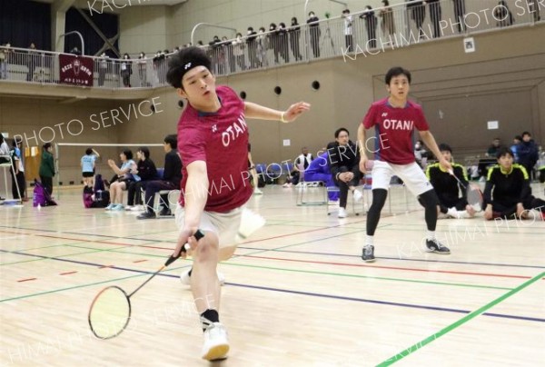 帯大谷男子２２連覇、帯三条女子　３冠　全十勝高校新人バドミントン