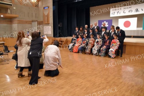 二十歳の門出を祝った参加者（陸別）