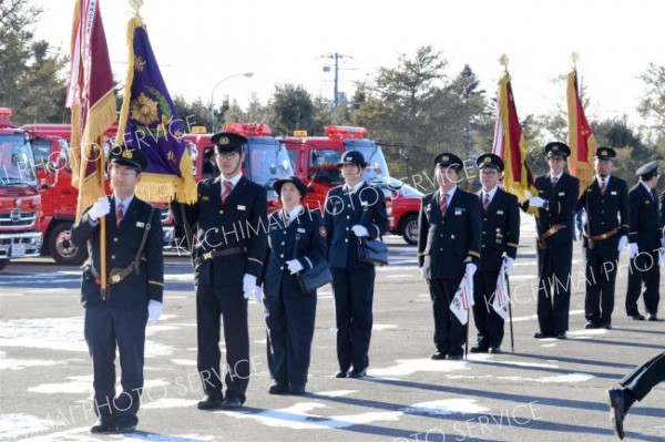 池田町消防団が出初め式