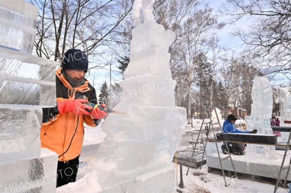 氷と雪の祭典「おびひろ氷まつり」あす開幕 12