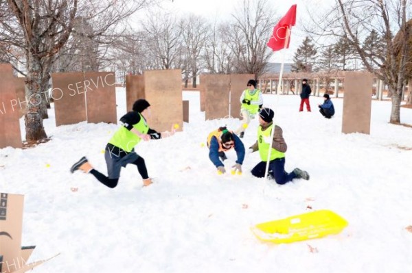 雪合戦で熱戦　大樹真冬の感謝祭